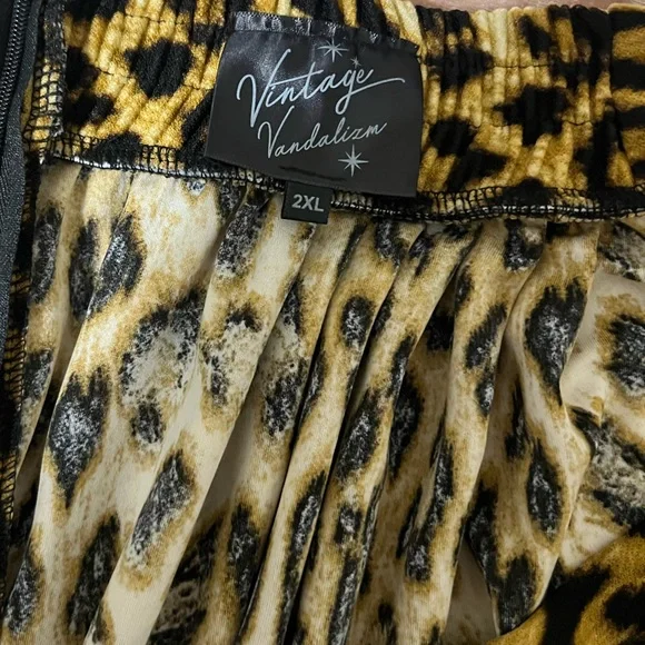 🌟HP🌟 Vintage Vandalism Harlow Set 2x - Picture 6 of 7